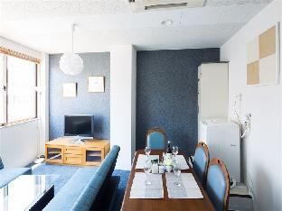 D219-3. Elegant Blue Room, near namba, Shinsekai